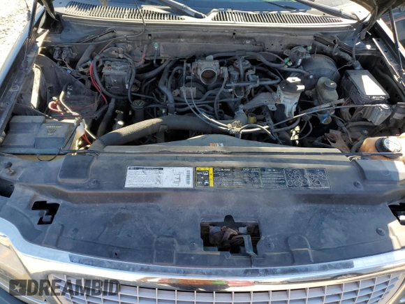 2002 Ford F-150 XLT with VIN 1FTRW08L82KE27440, listed as a Copart auction lot 76366864 with 253,433 mi miles and Clean Title. Bid and sale history available at carsss.com. Image 11.