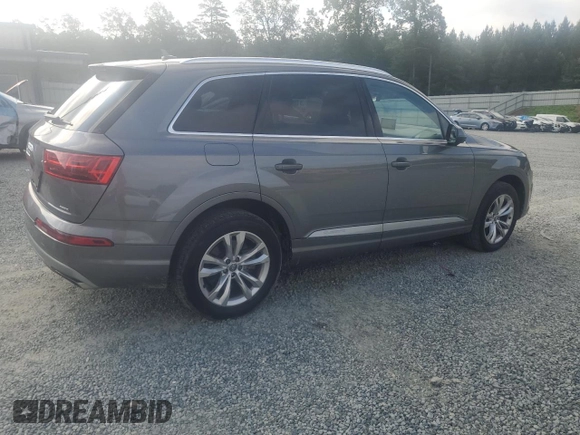 2017 Audi Q7 Premium Plus z VIN WA1LHAF78HD042253, wystawiony jako Copart lot #61236055 z przebiegiem 208 713 mil mil oraz Czysty tytuł • Clean title. Historia ofert i sprzedaży dostępna na DreamBid. Obrazek 3.