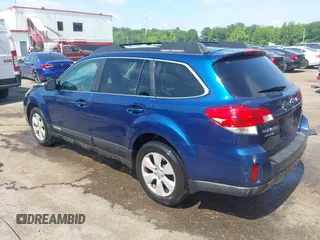 2010 Subaru Outback Limited Power Moon z VIN 4S4BRBKC9A3385376, wystawiony jako IAAI lot #42628742 z przebiegiem 106 812 mil mil oraz . Historia ofert i sprzedaży dostępna na DreamBid. Obrazek 3.