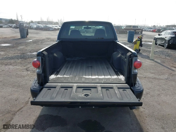2001 GMC Sonoma SLS w/1SH Pkg with VIN 1GTDT19W018197275, listed as a IAAI auction lot 41604084 with 157,102 mi miles. Bid and sale history available at carsss.com. Image 17.