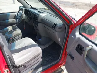 1994 Plymouth Voyager z VIN 2P4GH2535RR514642, wystawiony jako IAAI lot #41942481 z przebiegiem 212 881 mil mil oraz . Historia ofert i sprzedaży dostępna na DreamBid. Obrazek 5.