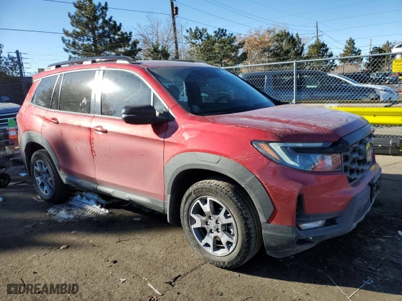 2022 Honda Passport TrailSport with VIN 5FNYF8H63NB029087, listed as a Copart auction lot 88912905 with 14,386 mi miles and Salvage Title. Bid and sale history available at carsss.com. Image 4.