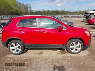 2015 Chevrolet Trax LTZ with VIN 3GNCJTSB6FL213113, listed as a IAAI auction lot 41999668 with 88,361 mi miles. Bid and sale history available at carsss.com. Image 13.