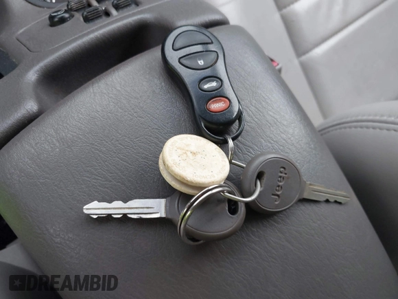 2002 Jeep Liberty Limited с VIN 1J4GL58K32W180061, выставлен на аукционе IAAI как лот 42644030 с пробегом 105 668 миль миль и . История ставок и продаж доступна на DreamBid. Изображение 11.