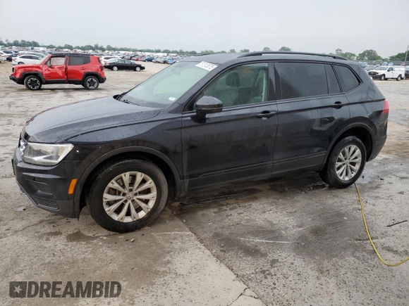 2019 Volkswagen Tiguan S z VIN 3VV0B7AX3KM046633, wystawiony jako Copart lot #57312875 z przebiegiem 134 207 mil mil oraz Szkoda całkowita • Salvage title. Historia ofert i sprzedaży dostępna na DreamBid. Obrazek 1.