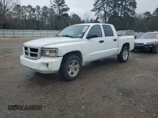 2008 Dodge Dakota Bighorn/Lonestar z VIN 1D7HE38K48S598272, wystawiony jako Copart lot #46286755 z przebiegiem 61 629 mil mil oraz Szkoda całkowita • Salvage title. Historia ofert i sprzedaży dostępna na DreamBid. Obrazek 1.