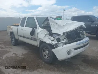 2003 Toyota Tundra SR5 with VIN 5TBRT34143S419949, listed as a IAAI auction lot 41906218 with 240,524 mi miles. Bid and sale history available at carsss.com. Image 1.