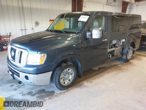 2017 Nissan NV SL z VIN 5BZAF0AA6HN852913, wystawiony jako IAAI lot #41686657 z przebiegiem 88 182 mil mil oraz . Historia ofert i sprzedaży dostępna na DreamBid. Obrazek 2.
