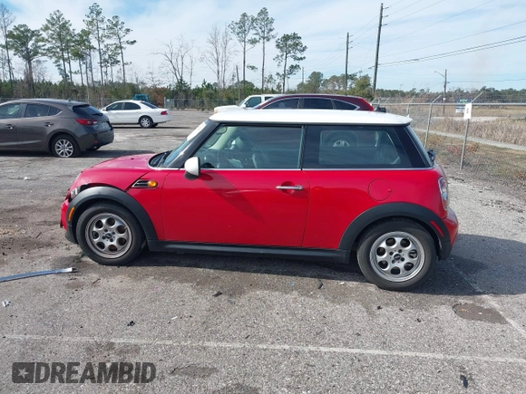 2012 MINI Hardtop with VIN WMWSU3C59CT260497, listed as a IAAI auction lot 41366741 with 123,498 mi miles and . Bid and sale history available at DreamBid. Image 14.