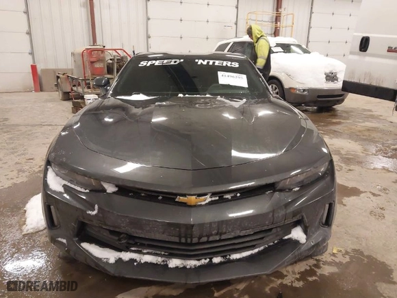 2018 Chevrolet Camaro 1LT with VIN 1G1FB1RX1J0182182, listed as a IAAI auction lot 41496295 with NaN miles. Bid and sale history available at carsss.com. Image 13.