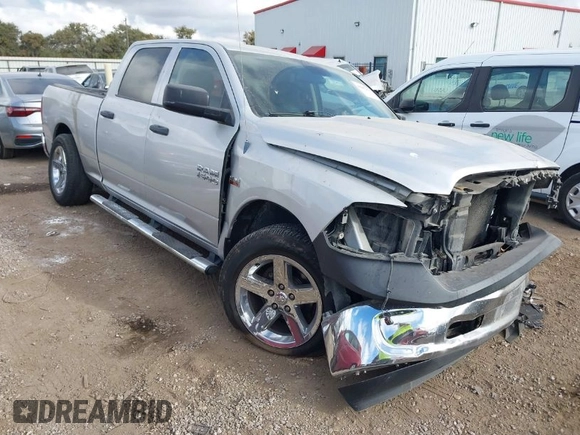2013 Ram 1500 Tradesman z VIN 1C6RR6ST6DS661539, wystawiony jako IAAI lot #40647251 z przebiegiem 152 279 mil mil oraz . Historia ofert i sprzedaży dostępna na DreamBid. Obrazek 1.