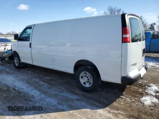 2014 Chevrolet Express Cargo Van with VIN 1GCWGGFA9E1105801, listed as a Copart auction lot 45789185 with 117,119 mi miles and Salvage Title. Bid and sale history available at carsss.com. Image 2.