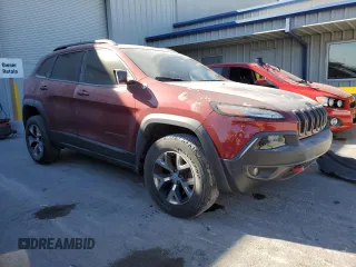 2017 Jeep Cherokee Trailhawk L Plus with VIN 1C4PJMBS6HD237128, listed as a Copart auction lot 44064115 with 105,897 mi miles and Salvage Title. Bid and sale history available at carsss.com. Image 4.