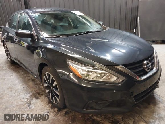 2018 Nissan Altima SR with VIN 1N4AL3AP9JC121415, listed as a IAAI auction lot 41528034 with 136,793 mi miles and . Bid and sale history available at carsss.com. Image 1.