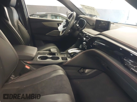2024 Acura MDX w/A-Spec Package with VIN 5J8YE1H08RL001585, listed as a IAAI auction lot 42211267 with 14,307 mi miles and . Bid and sale history available at DreamBid. Image 5.