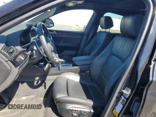2018 BMW X4 xDrive28i with VIN 5UXXW3C55J0Y66136, listed as a Copart auction lot 60483774 with 26,005 mi miles and Salvage Title. Bid and sale history available at carsss.com. Image 7.