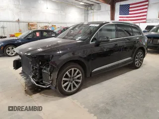 2018 Audi Q7 Premium Plus z VIN WA1LAAF77JD043940, wystawiony jako Copart lot #56216015 z przebiegiem 97 627 mil mil oraz Czysty tytuł • Clean title. Historia ofert i sprzedaży dostępna na DreamBid. Obrazek 1.