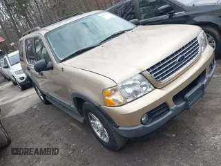 2003 Ford Explorer XLT z VIN 1FMZU63K43UC54573, wystawiony jako IAAI lot #41513120 z przebiegiem 162 524 mil mil oraz . Historia ofert i sprzedaży dostępna na DreamBid. Obrazek 1.
