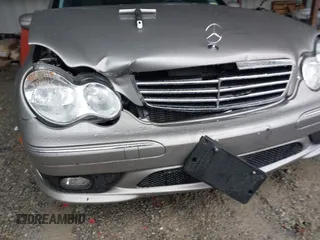 2007 Mercedes-Benz C 230 Sport с VIN WDBRF52H57E026692, выставлен на аукционе IAAI как лот 42351205 с пробегом 78 743 миль миль и . История ставок и продаж доступна на DreamBid. Изображение 6.