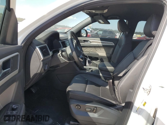2022 Volkswagen Atlas SE with VIN 1V2LC2CA2NC229322, listed as a Copart auction lot 73057664 with 19,067 mi miles and Salvage title. Bid and sale history available at DreamBid. Image 7.