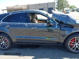 2022 Porsche Macan S z VIN WP1AG2A53NLB21728, wystawiony jako IAAI lot #42181697 z przebiegiem 30 363 mil mil oraz . Historia ofert i sprzedaży dostępna na DreamBid. Obrazek 13.