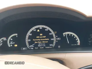 2009 Mercedes-Benz CL-Class 5.5L V8 with VIN WDDEJ86X99A022727, listed as a IAAI auction lot 40302865 with 90,217 mi miles. Bid and sale history available at carsss.com. Image 7.