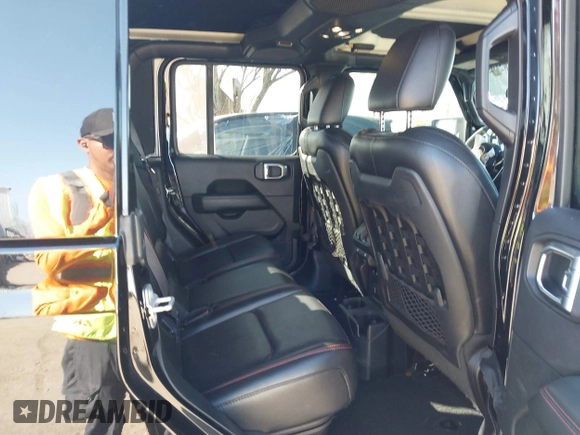 2020 Jeep Gladiator Rubicon z VIN 1C6JJTBG0LL117908, wystawiony jako IAAI lot #41621920 z przebiegiem 61 233 mil mil oraz . Historia ofert i sprzedaży dostępna na DreamBid. Obrazek 8.