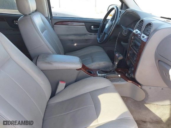 2005 GMC Envoy XUV SLE with VIN 1GKET12S356185669, listed as a IAAI auction lot 40794181 with 221,819 mi miles. Bid and sale history available at carsss.com. Image 5.