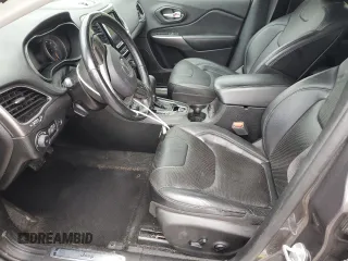 2019 Jeep Cherokee Limited с VIN 1C4PJMDX7KD476137, выставлен на аукционе Copart как лот 61635875 с пробегом 69 203 миль миль и Списание • Salvage title. История ставок и продаж доступна на DreamBid. Изображение 7.