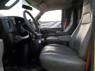 2018 Chevrolet Express Cargo Van with VIN 1GCWGAFG5J1316473, listed as a Copart auction lot 48440095 with 283,565 mi miles and Salvage Title. Bid and sale history available at carsss.com. Image 7.