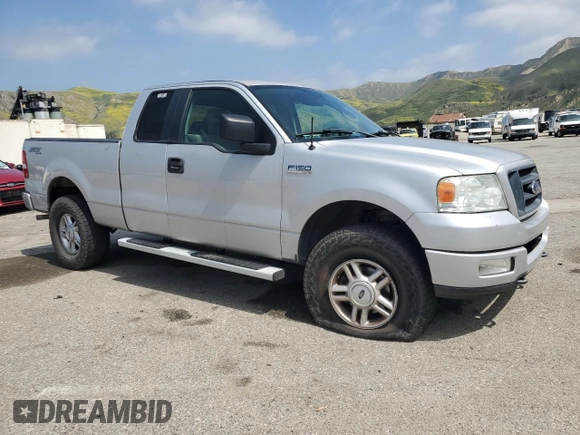 2005 Ford F-150 STX с VIN 1FTRX14W45FB50432, выставлен на аукционе Copart как лот 55285845 с пробегом 272 708 миль миль и Списание • Salvage title. История ставок и продаж доступна на DreamBid. Изображение 4.