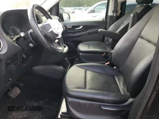 2018 Mercedes-Benz Metris with VIN WD4BG2EE8J3453759, listed as a Copart auction lot 82055214 with 81,801 mi miles and Salvage Title. Bid and sale history available at DreamBid. Image 7.