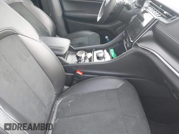 2025 Jeep Grand Cherokee Laredo z VIN 1C4RJHAG5S8657198, wystawiony jako IAAI lot #42146067 z przebiegiem 5186 mil mil oraz . Historia ofert i sprzedaży dostępna na DreamBid. Obrazek 5.