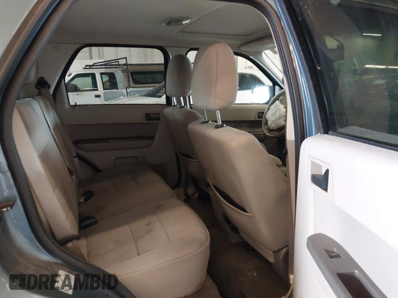 2011 Ford Escape Hybrid with VIN 1FMCU4K31BKC63987, listed as a IAAI auction lot 41987374 with 111,568 mi miles and . Bid and sale history available at DreamBid. Image 8.