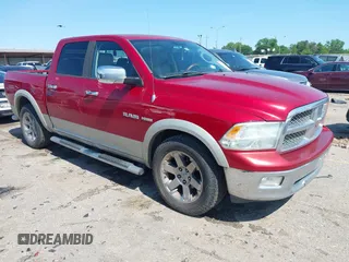 2010 Dodge 1500 SLT z VIN 1D7RB1CT0AS141854, wystawiony jako IAAI lot #42173556 z przebiegiem 229 026 mil mil oraz . Historia ofert i sprzedaży dostępna na DreamBid. Obrazek 1.
