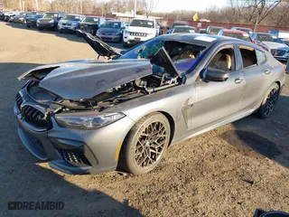 2021 BMW M8 Competition with VIN WBSGV0C07MCF55040, listed as a IAAI auction lot 41280992 with NaN miles. Bid and sale history available at carsss.com. Image 20.