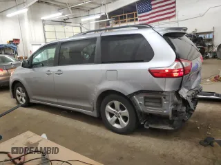 2018 Toyota Sienna LE Auto Access Seat with VIN 5TDKZ3DCXJS955049, listed as a Copart auction lot 56515175 with 75,293 mi miles and Salvage title. Bid and sale history available at DreamBid. Image 2.