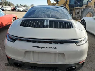 2023 Porsche 911 4S with VIN WP0BB2A9XPS233202, listed as a Copart auction lot 73859314 with 6,490 mi miles and Salvage Title. Bid and sale history available at carsss.com. Image 6.