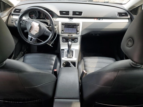 2012 Volkswagen CC Sport с VIN WVWMN7AN9CE525572, выставлен на аукционе Copart как лот 55564215 с пробегом 106 596 миль миль и Списание • Salvage title. История ставок и продаж доступна на DreamBid. Изображение 8.