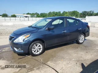 2017 Nissan Versa S with VIN 3N1CN7AP9HL885996, listed as a Copart auction lot 61804435 with 86,527 mi miles and Salvage title. Bid and sale history available at DreamBid. Image 1.