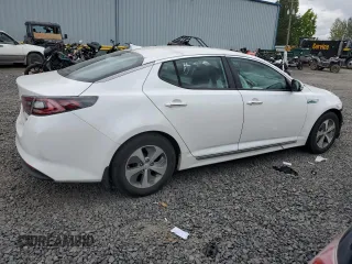 2014 Kia Optima Hybrid LX with VIN KNAGM4AD0E5070309, listed as a Copart auction lot 66709334 with 0 mi miles and Salvage Title. Bid and sale history available at carsss.com. Image 3.