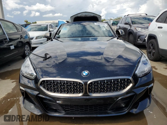 2020 BMW Z4 sDriveM40i z VIN WBAHF9C08LWW33054, wystawiony jako Copart lot #73803034 z przebiegiem Nie podano mil oraz Nie do naprawy. Historia ofert i sprzedaży dostępna na DreamBid. Obrazek 5.