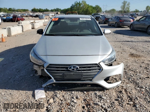 2018 Hyundai Accent SE z VIN 3KPC24A31JE013744, wystawiony jako Copart lot #52619315 z przebiegiem 89 887 mil mil oraz Szkoda całkowita • Salvage title. Historia ofert i sprzedaży dostępna na DreamBid. Obrazek 5.