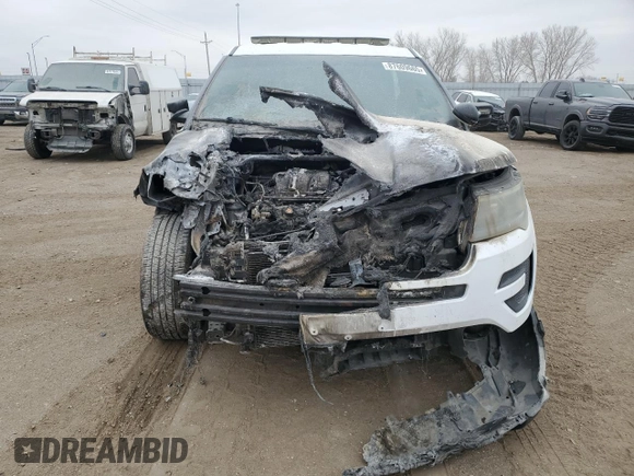 2016 Ford Utility Police Interceptor with VIN 1FM5K8AR4GGC14918, listed as a Copart auction lot 87609665 with 0 mi miles and Salvage Title. Bid and sale history available at carsss.com. Image 5.