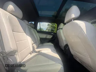 2021 Volkswagen Tiguan SE with VIN 3VV2B7AX7MM043942, listed as a Copart auction lot 65846305 with 117,829 mi miles and Clean title. Bid and sale history available at DreamBid. Image 6.