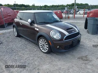 2011 MINI Hardtop S with VIN WMWSV3C50BTY10455, listed as a IAAI auction lot 42739230 with 54,998 mi miles and . Bid and sale history available at DreamBid. Image 1.