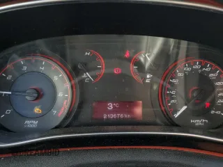 2014 Dodge Dart SXT with VIN 1C3CDFBB3ED772760, listed as a Copart auction lot 48793915 with 213,676 mi miles and Salvage Title. Bid and sale history available at carsss.com. Image 9.