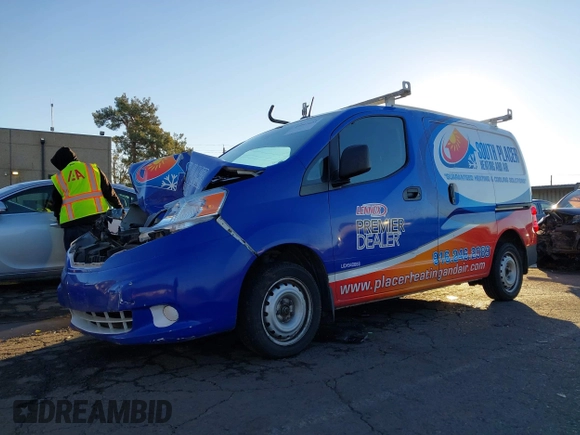 2020 Nissan NV200 S with VIN 3N6CM0KN4LK696673, listed as a IAAI auction lot 41047423 with 120,237 mi miles and . Bid and sale history available at DreamBid. Image 18.