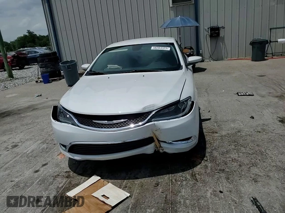 2015 Chrysler 200 Limited z VIN 1C3CCCAB4FN683973, wystawiony jako Copart lot #58203325 z przebiegiem 31 750 mil mil oraz Szkoda całkowita • Salvage title. Historia ofert i sprzedaży dostępna na DreamBid. Obrazek 13.