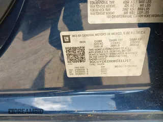 2021 Chevrolet Silverado 1500 LT z VIN 3GCUYDEDXMG111217, wystawiony jako IAAI lot #42056447 z przebiegiem 80 615 mil mil oraz . Historia ofert i sprzedaży dostępna na DreamBid. Obrazek 9.